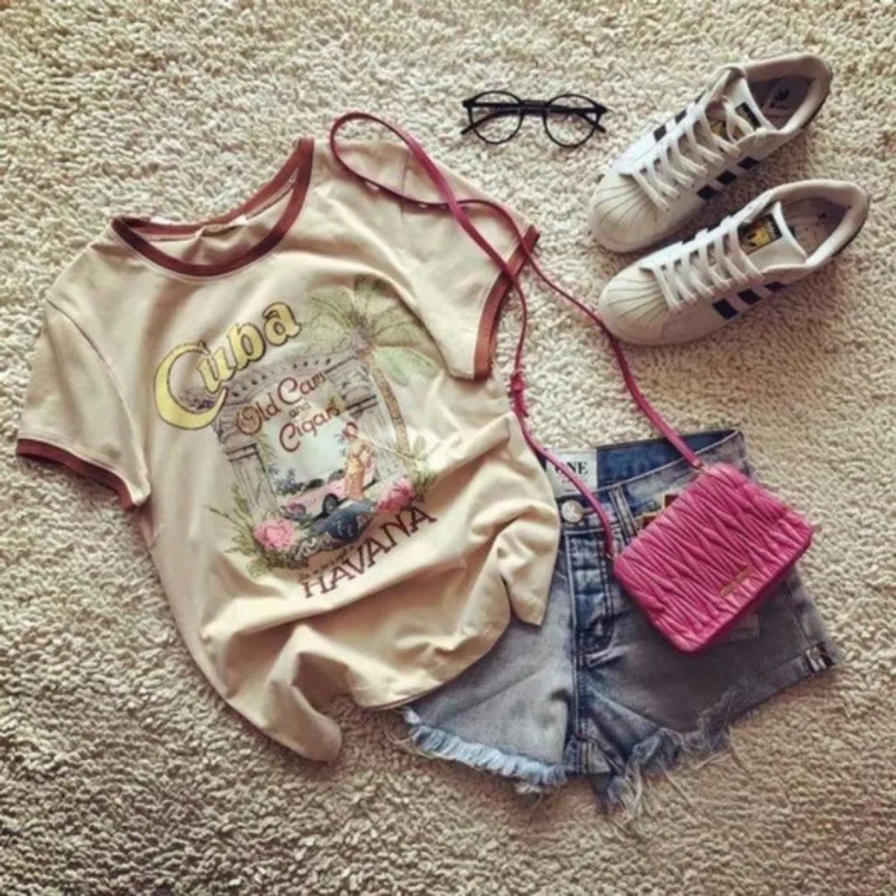 Cuba Havana Cream Graphic Tee - Picture 10 of 10